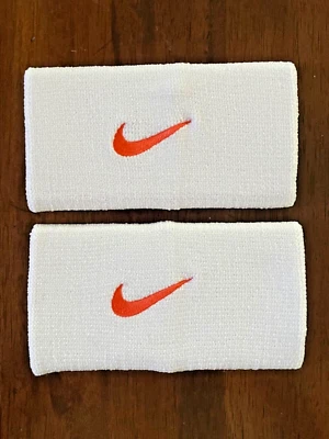 Nike 5”-6" Doppel Handgelenk Schweißbänder Paar (2) weiß orange - NEU! - Bild 1 von 3
