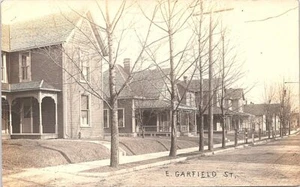 RPPC Indiana Residence Street Scene 1909 - Picture 1 of 2