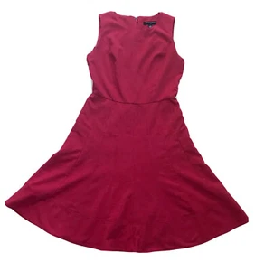 Abito rosso aderente e svasato taglia 4 retrò minimalista dark romance classico carriera - Foto 1 di 4