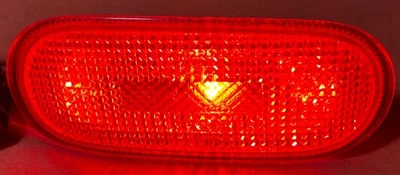 Luz de señalización de parachoques trasero VW Volkswagen Beetle 1998-2010 pasajero derecho rojo Foto 1 de 4
