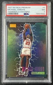 MICHAEL JORDAN PSA 7 1997-98 SKYBOX PREMIUM #5 THUNDER & LIGHTNING BULLS - Picture 1 of 2