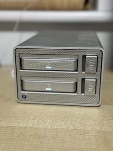G-Technology Dock EV with 2 x 1 TB 78200 RMP Disks + Thunderbolt Cable + adapter - Picture 1 of 15