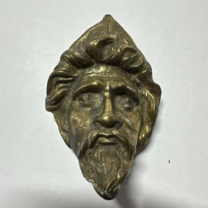 Antico battiporta in ottone guerriero bizantino grande dettaglio volto - Foto 1 di 7