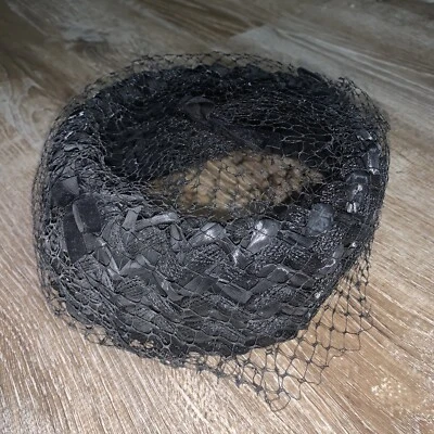 Sombrero Rettan negro halo red vintage para mujer años 50 Foto 1 de 4