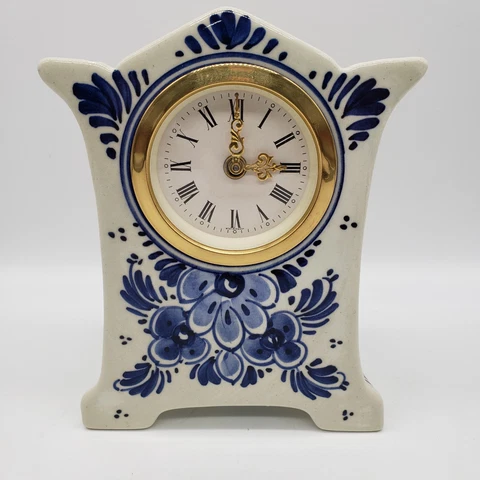 Delfts Holland Handgeschilderd Ceramic Frame Wind Up Clock Made in West Germany Cover