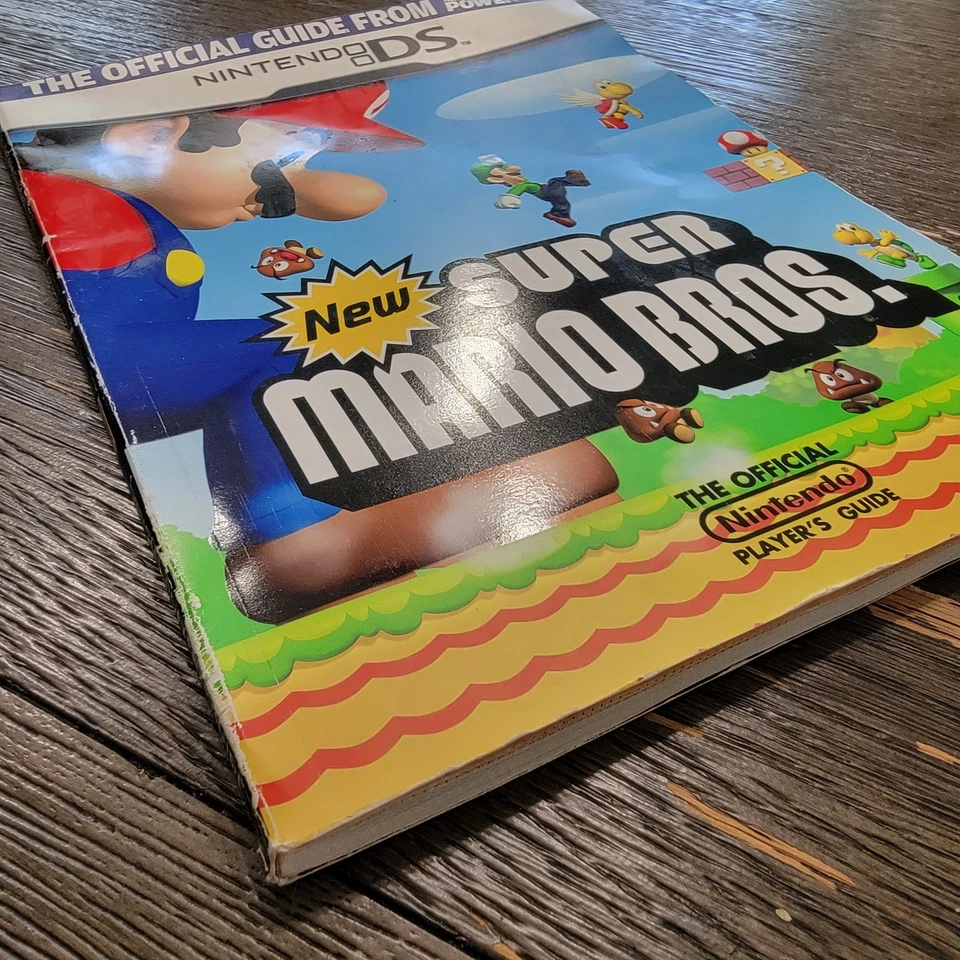 New Super Mario Bros. (Nintendo DS) Guía Oficial de Estrategia (Nintendo Power) Foto 1 de 4
