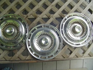 15 IN. VINTAGE 1959 CHRYSLER IMPERIAL LEBARON 300 WINDSOR HUBCAPS WHEEL COVERS - Picture 1 of 22