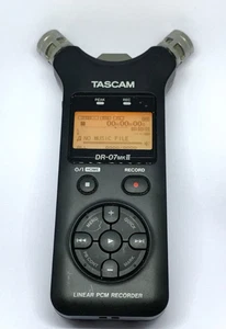 TASCAM DR-07MKII LINEAR PCM RECORDER TEAC 24bit/96kHz WAV MP3 Stereo USB - Picture 1 of 11