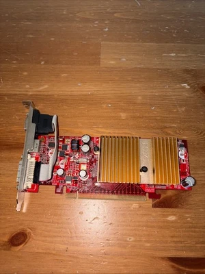 MSI 256MB / NX6200TC-TD64ELF MSI GeForce 6200TC Graphics Card Fast Free Shipping - Image 1 of 4