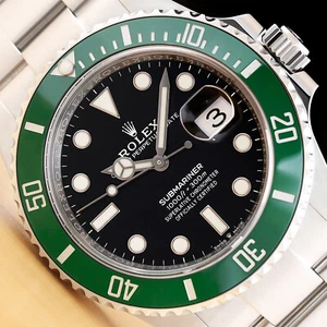 Orologio Automatico Rolex Submariner Date 126610LV Acciaio Verde Nero 41MM - Foto 1 di 12