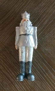 Resin Statue King Nutcracker Traditional Holiday NUTCRACKER Silver 8.6”x3”x1.7” - Picture 1 of 6