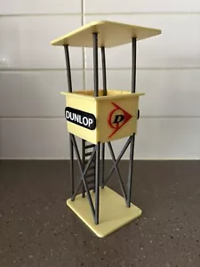 π¦πΊ1:32 SCALEXTRIC Scale Slot Marshal Tower Flag Post Building AFX P333 - Picture 1 of 10