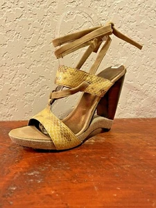 Pelle Moda Ankle Tie Platform Sandals. Tan. Size: 7.5 - Picture 1 of 11