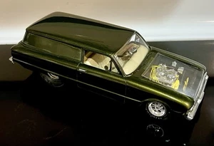 🏁 Built Model Kit ORIGINAL VINTAGE Super Custom 1962 Delivery Sedan 1/24 🏁 - Picture 1 of 19