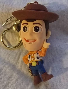 Sheriff Woody Pride From Toy Story Schlüsselanhänger Brandneu - Bild 1 von 1