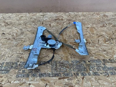 REGULADOR VENTANA PASAJERO DELANTERO DERECHO INFINITI Q50 14-24 OEM CON MONTAJE MOTOR Foto 1 de 4