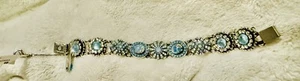 MARIANA JEWELRY gorgeous LIGHT BLUE CRYSTAL FLOWERS BRACELET - Picture 1 of 4