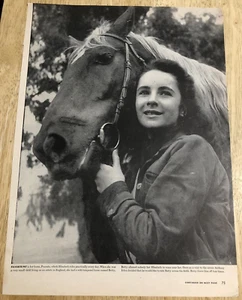 ELIZABETH TAYLOR/PEGGY ANN GARNER 1945 - Recorte de página de revista vintage - Imagen 1 de 2