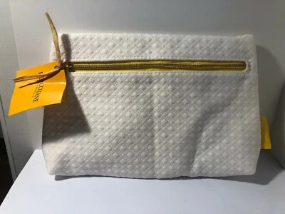 NUEVA BOLSA DE MAQUILLAJE COSMÉTICO ACOLCHADA DE TELA BLANCA L'Occitane ENVÍO GRATUITO Foto 1 de 3