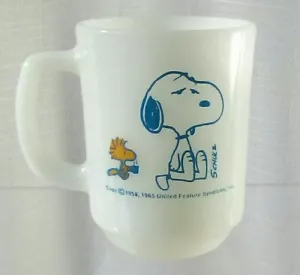 Peanuts Fire King Milk Glass Mug Cup VTG 1965 Snoopy Woodstock Coffee Break - Picture 1 of 8