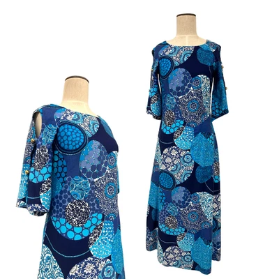 Vintage 1960s Dael's Casuals Hawaii Psychedelic Blue Polka Dot Pake Muu Dress - Image 1 of 4