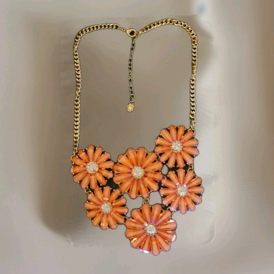 Женские золотистый оранжевый акриловый цветок кристалл заявление ожерелье - Изображение 1 из 4