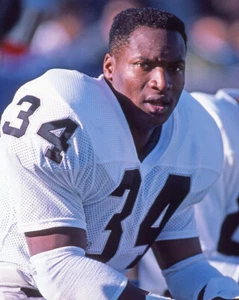 Los Angeles Raiders BO JACKSON Glossy 8x10 Photo Football Print Poster - Picture 1 of 1