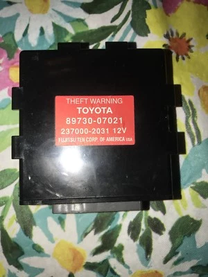 Módulo de bloqueo/robo Toyota Avalon 2000-2004 OEM P/N: 89730-07021  Foto 1 de 3