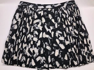 Falda Skater Mini Talla 4 Banana Republic Plisada Forrada - Imagen 1 de 5