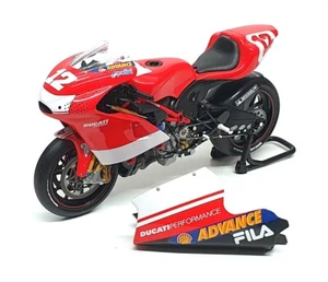 Minichamps 1/12 Scale 122 031412 - Ducati Desmosedici T. Bayliss MotoGP 2003 - Picture 1 of 6