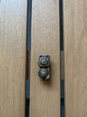 OLYMPIC Keychain Bear VINTAGE USSR 1980 SOVIET UNION 80 Mishka - Image 1 of 4