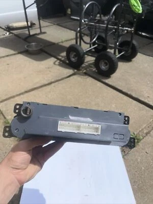 09 10 11 Kia Borrego Temperature Climate Control Heat Heater A/C 972502j170 - Image 1 of 3