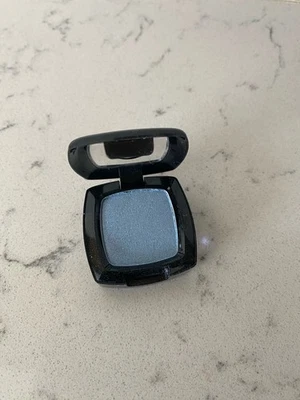 Too Faced Eyeshadow- Ice Queen - - Rare!! - Image 1 of 2