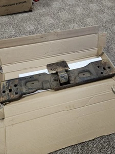 2004-05 Jeep Liberty KJ Transmission Crossmember For Automatic Transmission - Picture 1 of 11