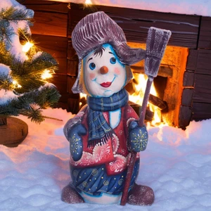 Rotmantel Schneemann Figur | geschnitztes Holz Weihnachtsaufsteller | einzigartiges Wintergeschenk - Bild 1 von 9