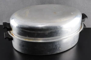 Vintage Vita Craft 17-in. Covered Aluminum Roaster, model 612, - Picture 1 of 11