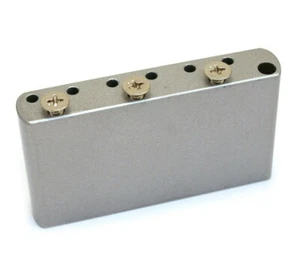 Genuine Fender Steel Vintage 2-3/16 Tremolo Bridge Block for USA Strat Guitar - Foto 1 di 1