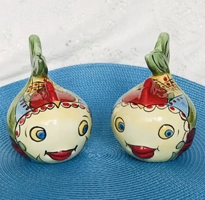Adorabile, stravagante, colorato set sale e pepe pesce in ceramica antropomorfa - Foto 1 di 13