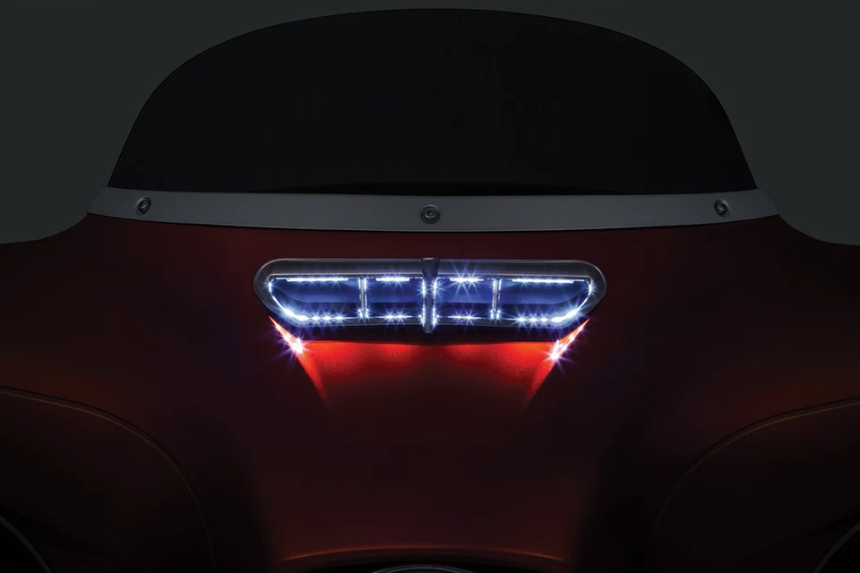 Kuryakyn 5053 L.E.D. Fairing Vent Accent 14-Up Touring Chrome — 第 1/1 张图片