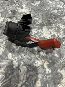 2007 BMW 335i E92 Convertiblee External Ignition Base / Jump Terminal - Picture 1 of 2