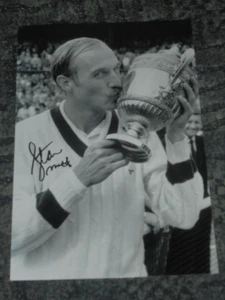 STAN SMITH - TENNIS LEGEND -12x8 PHOTO SIGNED - (1) CHOICE OF 2 - Picture 1 of 3
