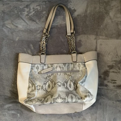 JENNIFER LOPEZ Handbag Purse HOBO Snakeskin Faux Leather Beige Bag  W/ Chains - Image 1 of 4