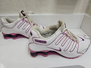 Nike Shox NZ weiß pink 309246-155 sportlich Laufen Fitnessstudio Aktiv Schuhe Damen 8-1/2 - Bild 1 von 20
