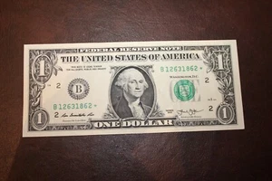 ULTRA RARE - 2013 $1 STAR NOTE - $1USD - CRISP CIRCULATED B 12631862* - Bild 1 von 2