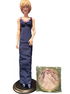 THE FRANKLIN MINT DIANA PRINCESS OF WALES PORCELAIN PORTRAIT DOLL W Coin - Picture 1 of 5