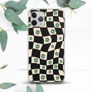 Wavy Checkered Green Flowers Case For iPhone 7 8 X SE 11 12 13 14 15 Pro Max XR - Picture 1 of 1