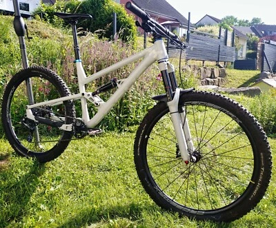 Focus Sam Factory custom, 45cm, 27,5", Rock Shox, Sram, Magura, Race Face, Mavic - Bild 1 von 4