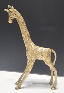 Detailed Solid Brass Giraffe Figurine 7.75 x 4.5 x 1 Free Standing & Vintage - Picture 1 of 12