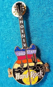 PHOENIX *REAPERTURA DEL PERSONAL* 2002 PUERTAS BATIENTES GUITARRA DEL DESIERTO Hard Rock Café PIN LE - Imagen 1 de 2