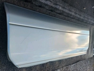 03 - 09 LEXUS GX470 前驱动侧门夹模塑装饰 1F0 银色 原始设备制造商 — 第 1/4 张图片